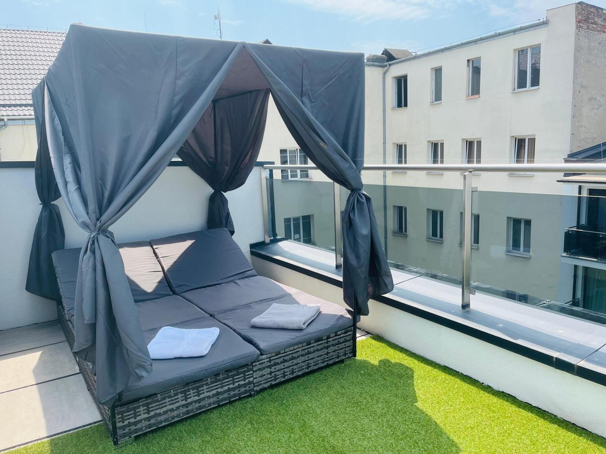 Apartment Luxury Penthouse W Garage - Centre Budapest
