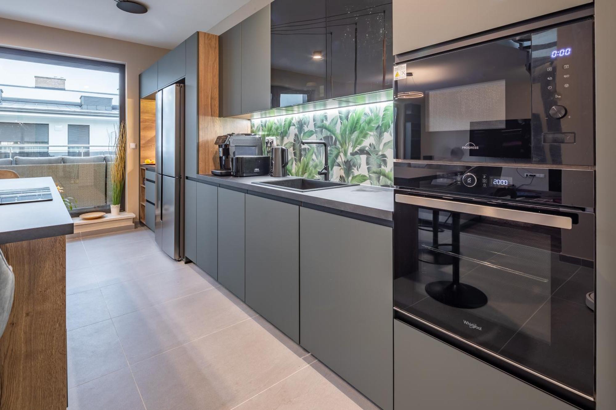 Luxury Penthouse W Garage - Centre