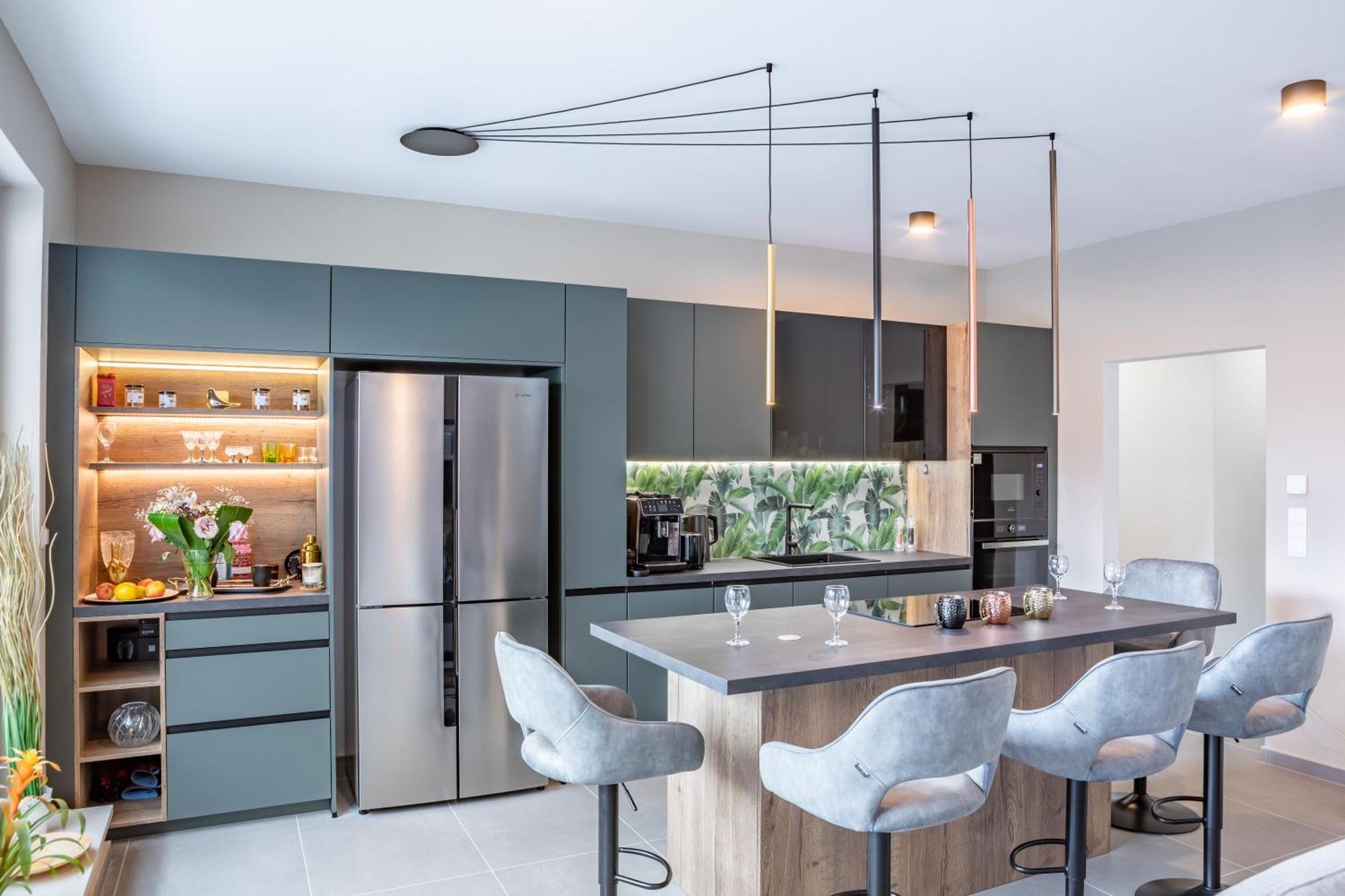 Apartment Luxury Penthouse W Garage - Centre